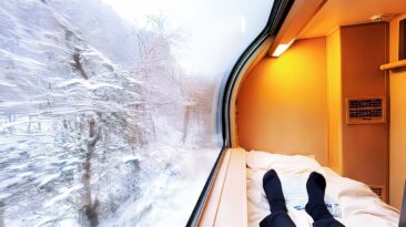 Japan's last sleeper train to Izumo