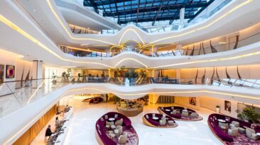 ME Dubai by Meliรก